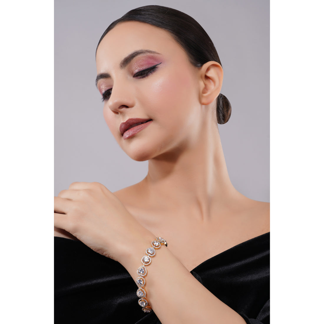 Amaita Demi Fine Rose Gold American Diamond Oval Stone Link Bracelet