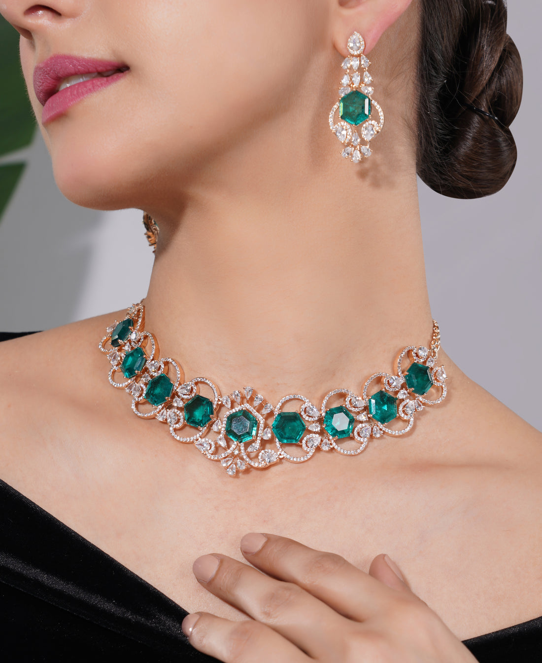 Amaita American Diamond Emerald Choker Necklace and Earring Set
