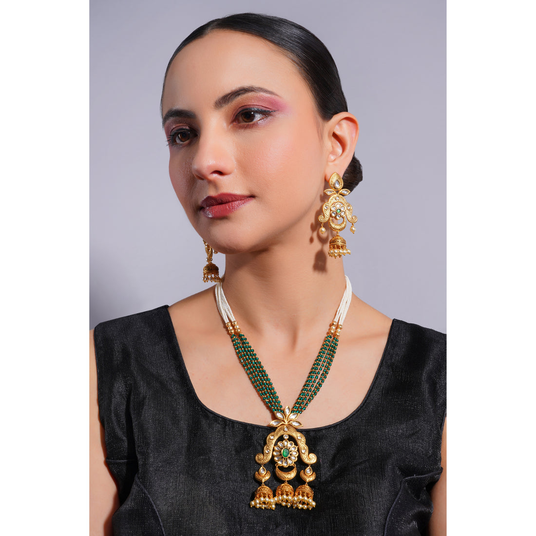 Amaita Demi Fine Ethnic Polki Kundan Emerald Green Bead Pearl Strand Jhumka Pendant Set