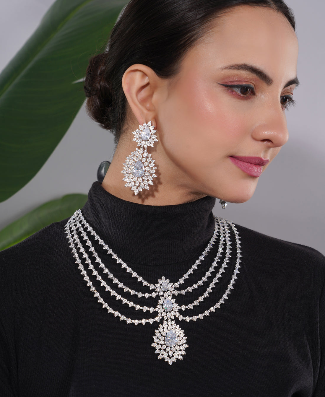 Amaita American Diamond Floral Choker Set