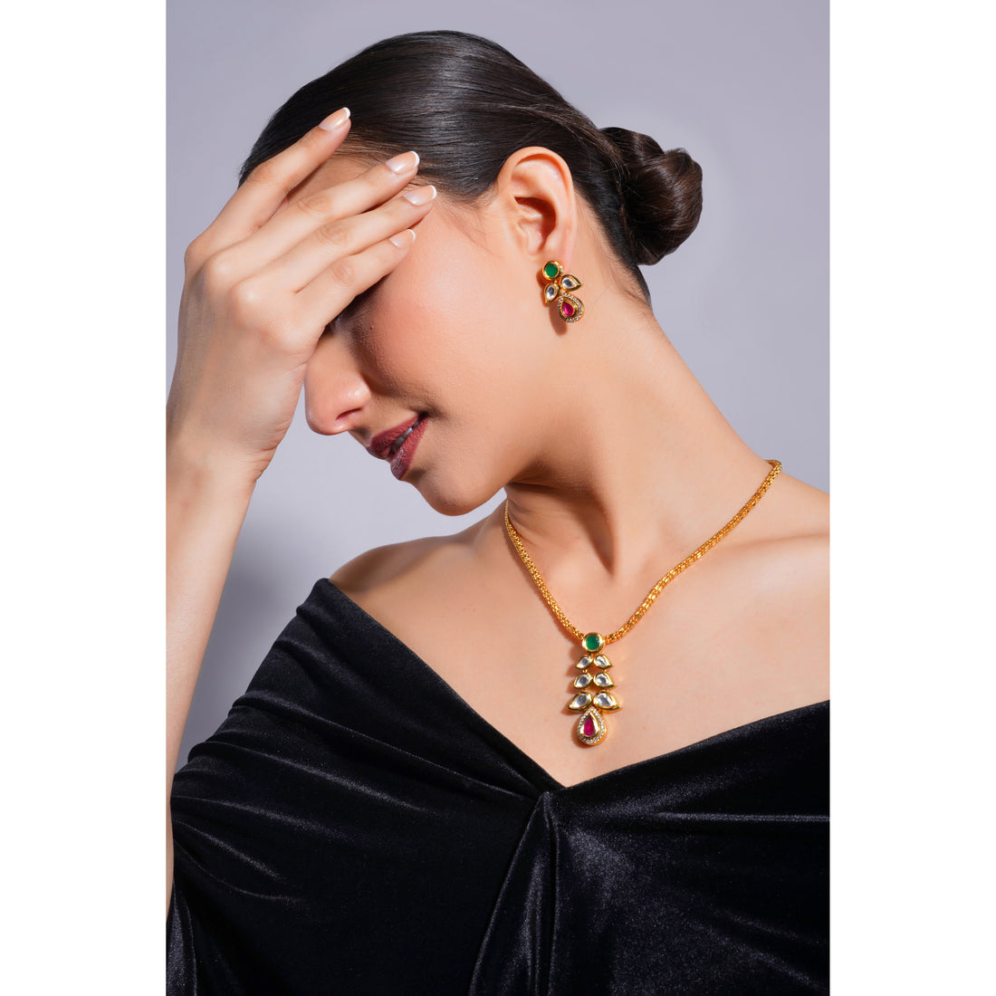 Amaita Demi Fine Ethnic Polki Kundan Green Stone Gold Chain Pendant Jewellery Set