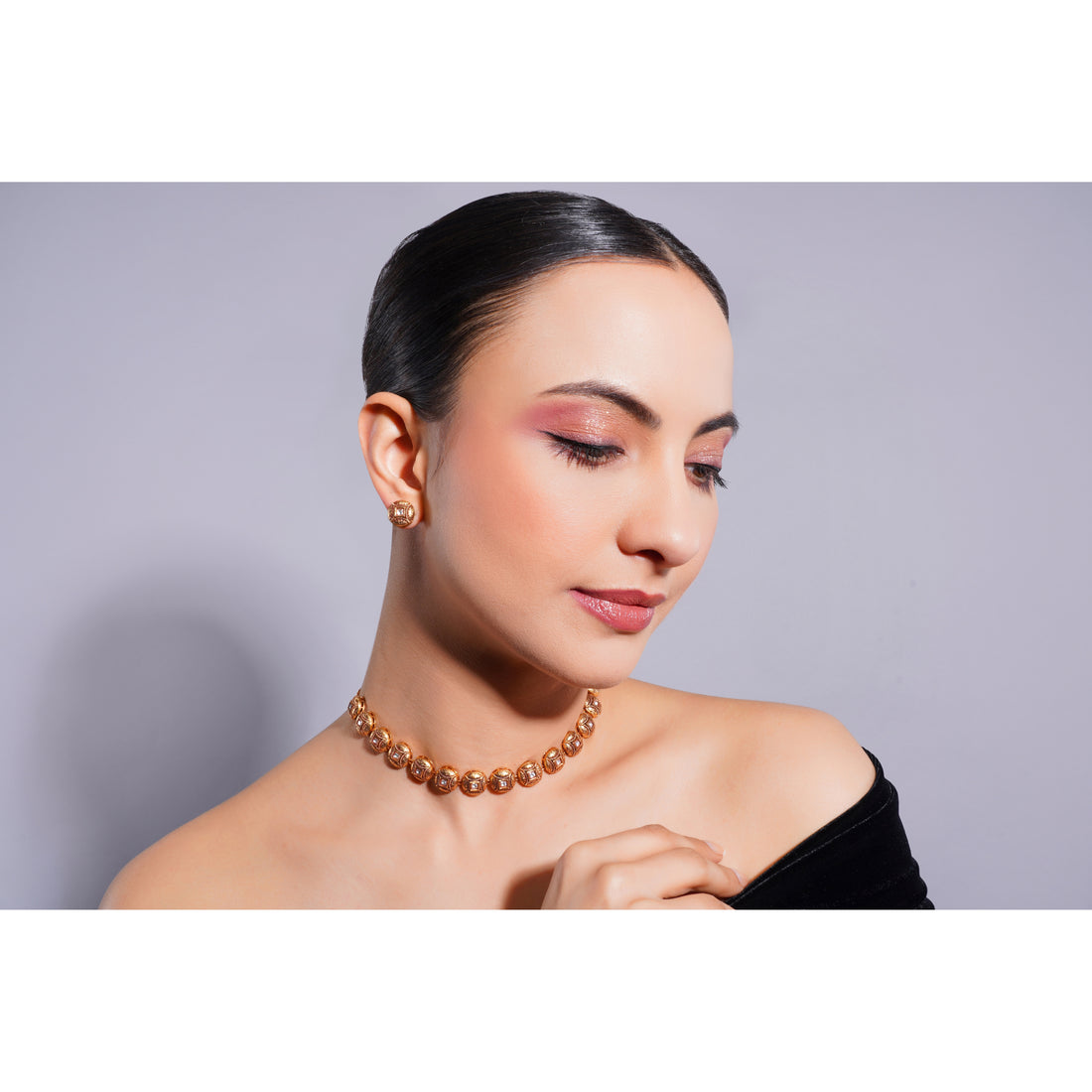Amaita Demi Fine Ethnic Gold Tone Antique Dome Bead Choker Necklace Stud Set