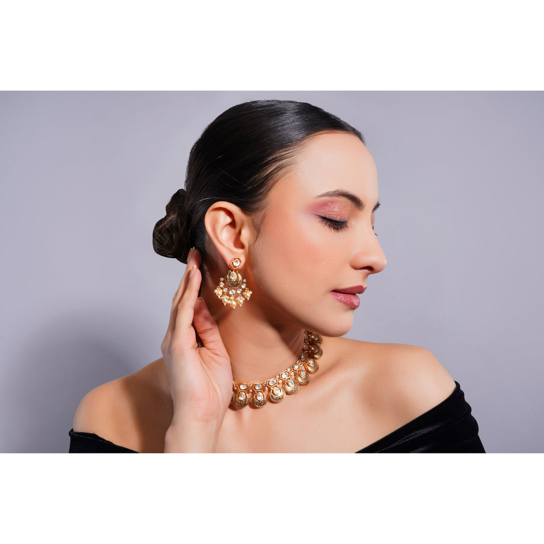 Amaita Demi Fine Ethnic Polki Kundan Gold Dome Choker Necklace and Earring Set