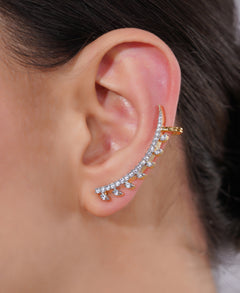 Amaita American Diamond Elegant Ear Cuff