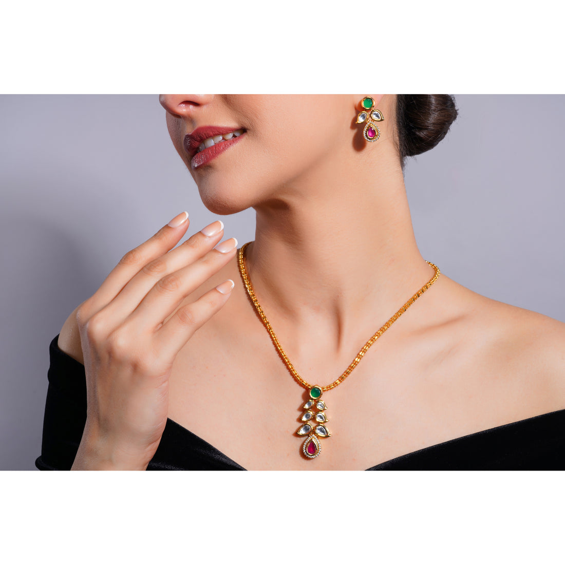 Amaita Demi Fine Ethnic Polki Kundan Green Stone Gold Chain Pendant Jewellery Set