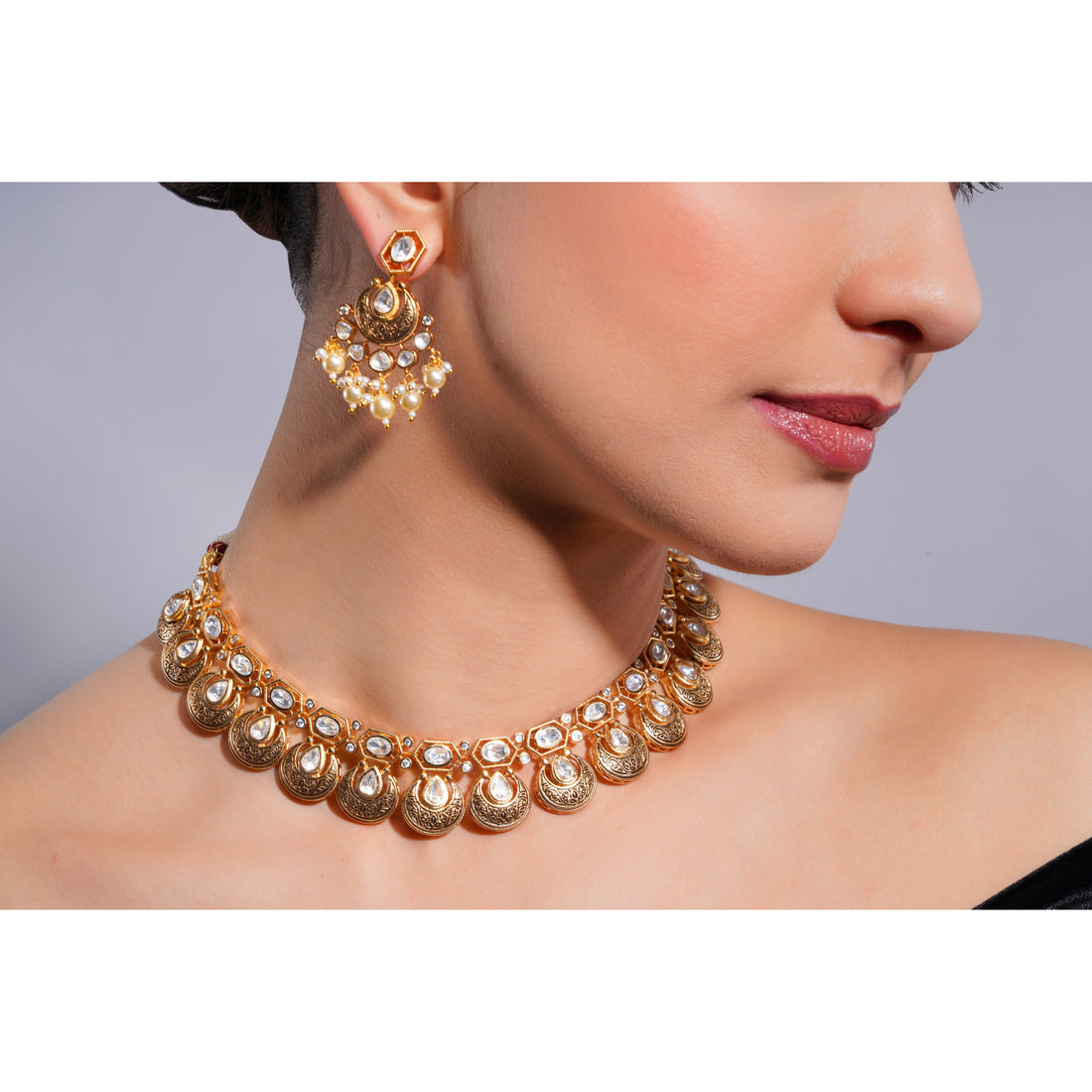 Amaita Demi Fine Ethnic Polki Kundan Gold Dome Choker Necklace and Earring Set