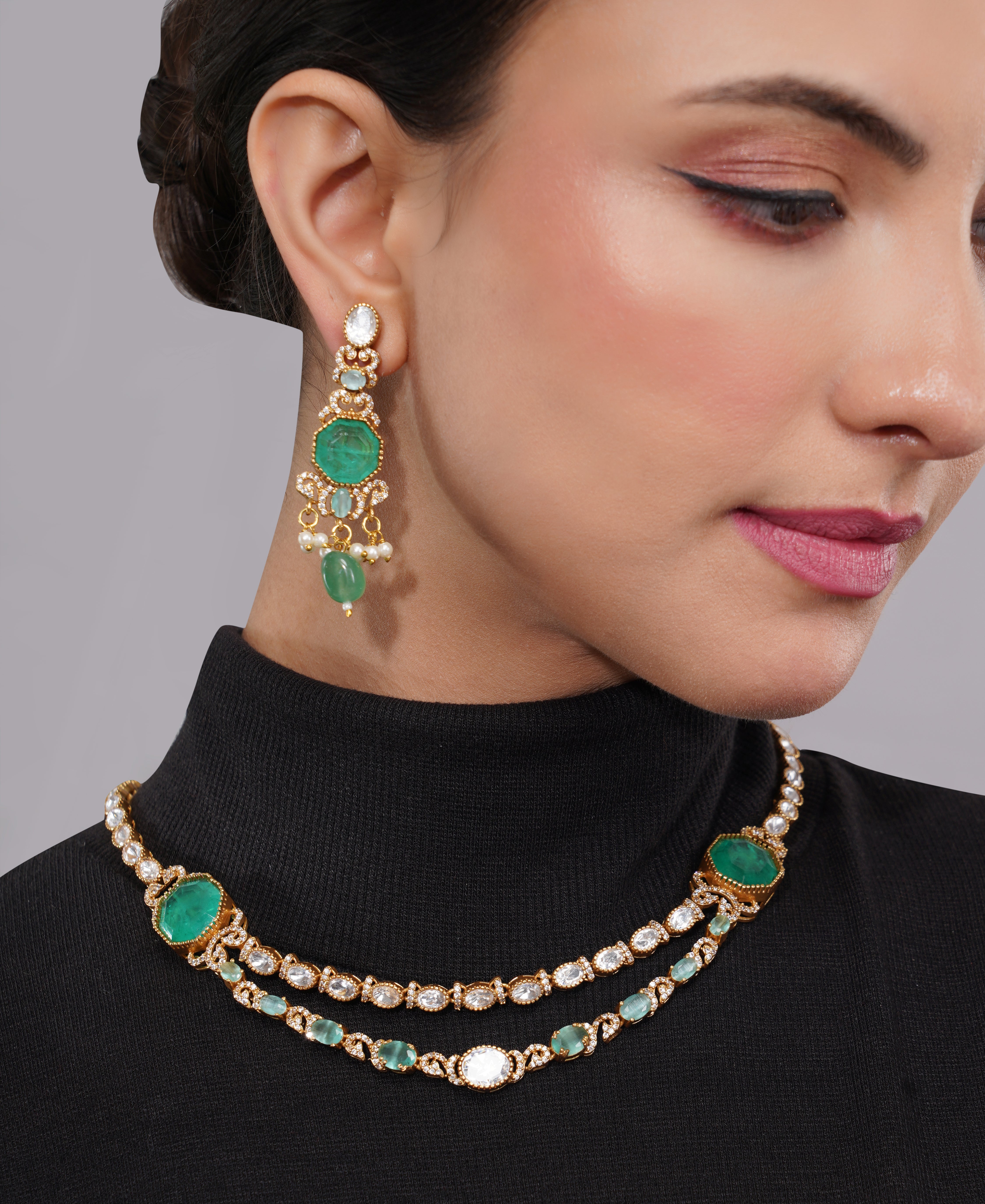 Amaita Polki Kundan Emerald Gold Choker Necklace Set