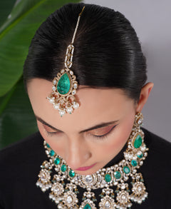 Amaita Polki Kundan Emerald Green Choker Necklace Set