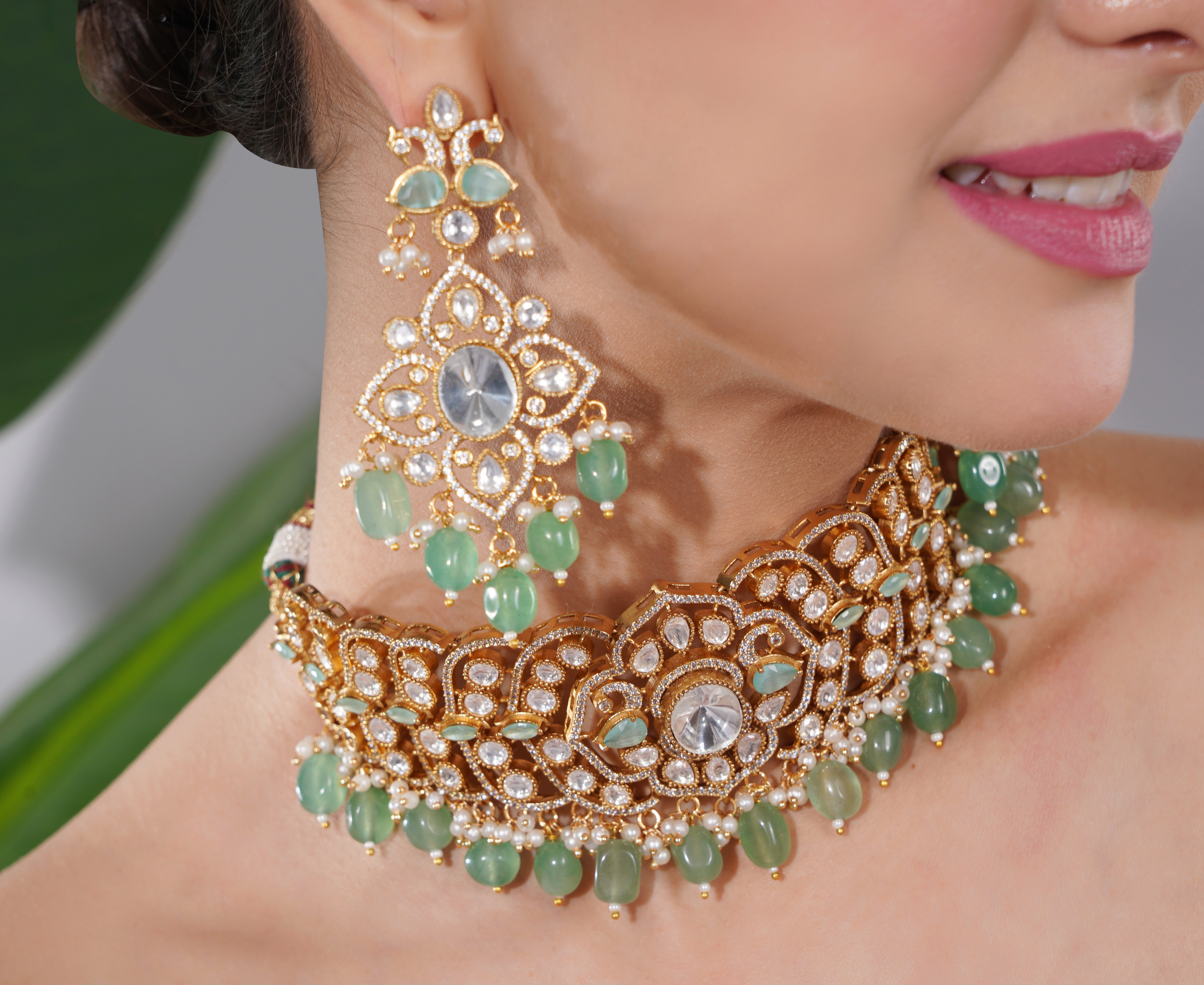 Amaita Polki Kundan Emerald Gold Choker Set