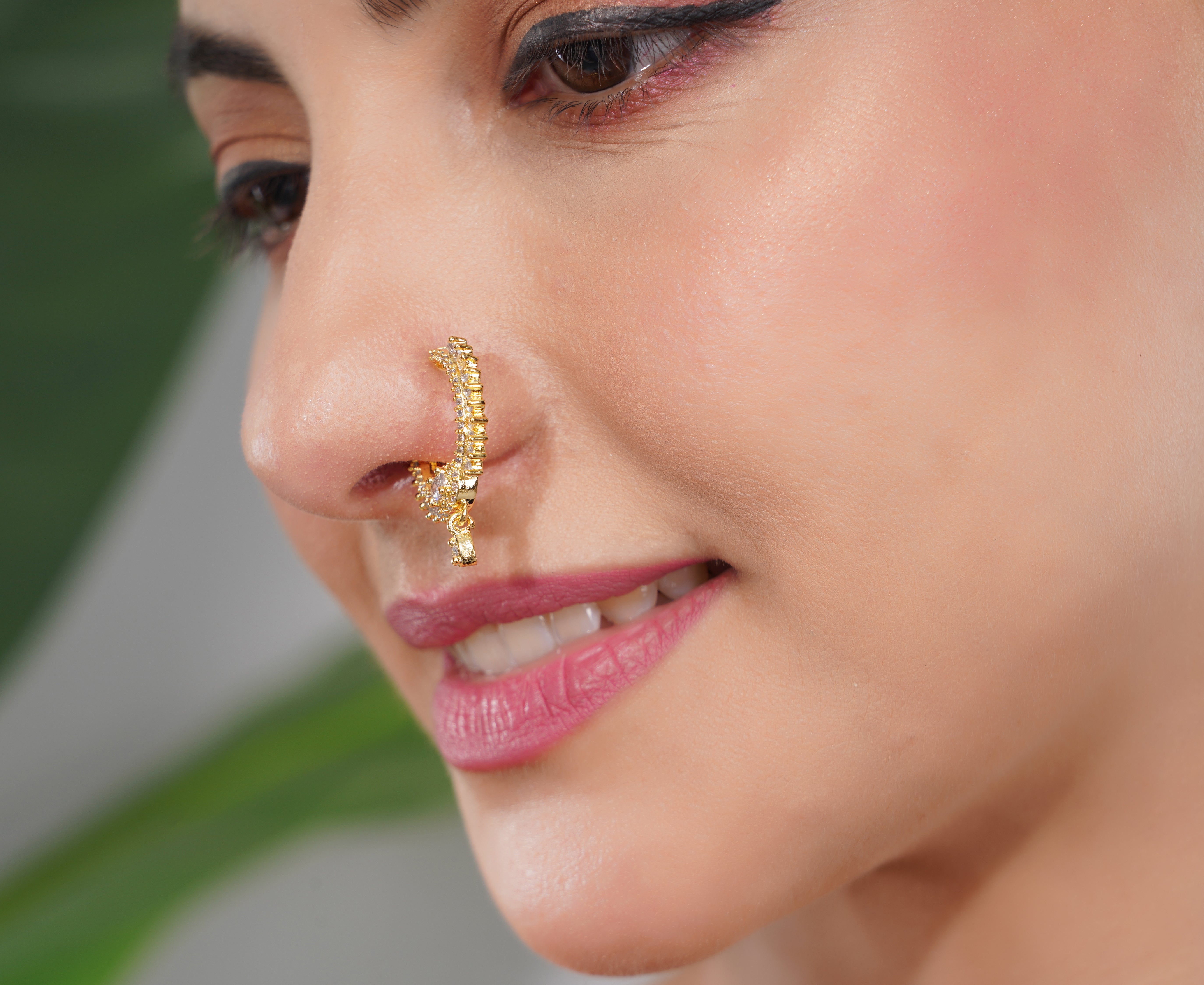 Amaita Gold Finish American Diamond Floral Necklace Set