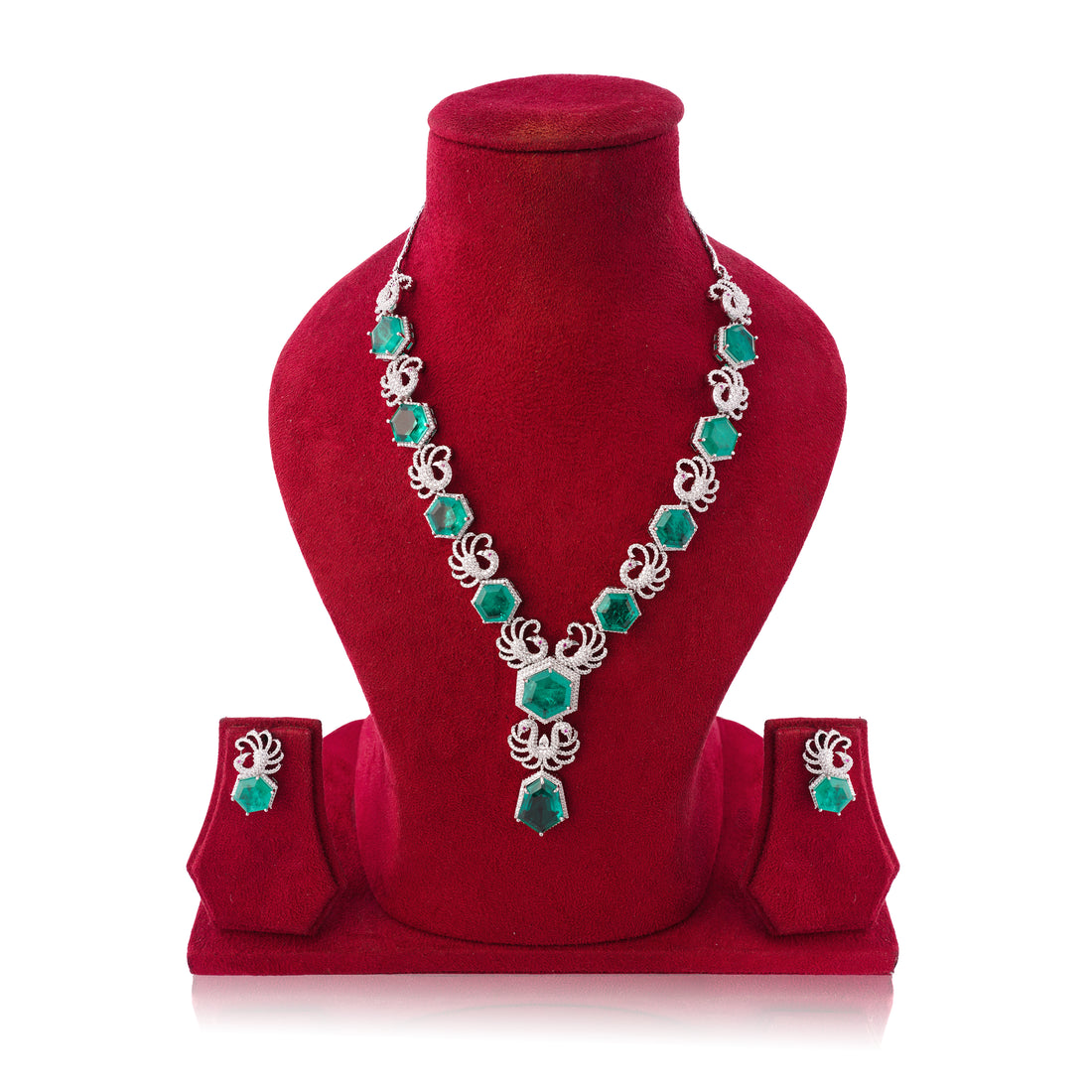 Amaita Platinum Finish Emerald Floral Hexa Design Jewellery Set