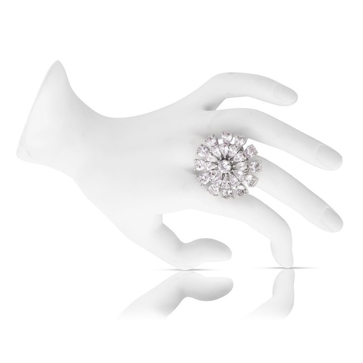 Amaita Platinum Shine Grand Solitaire Flower Ring