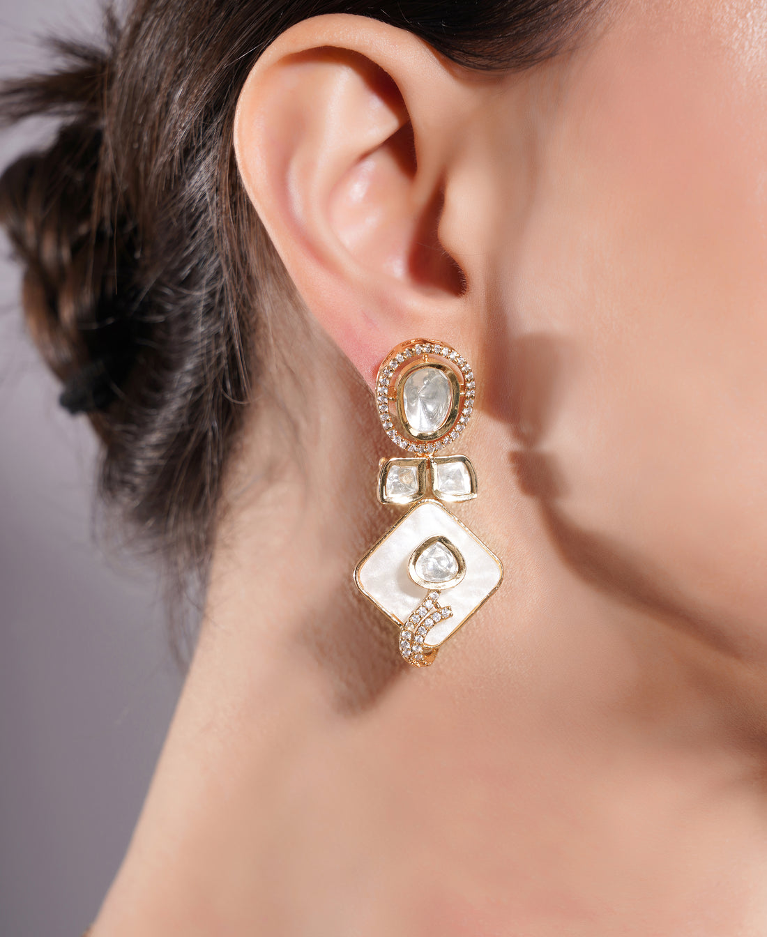 Amaita Gold Finish Kundan Stone Ivory Frame Necklace Set