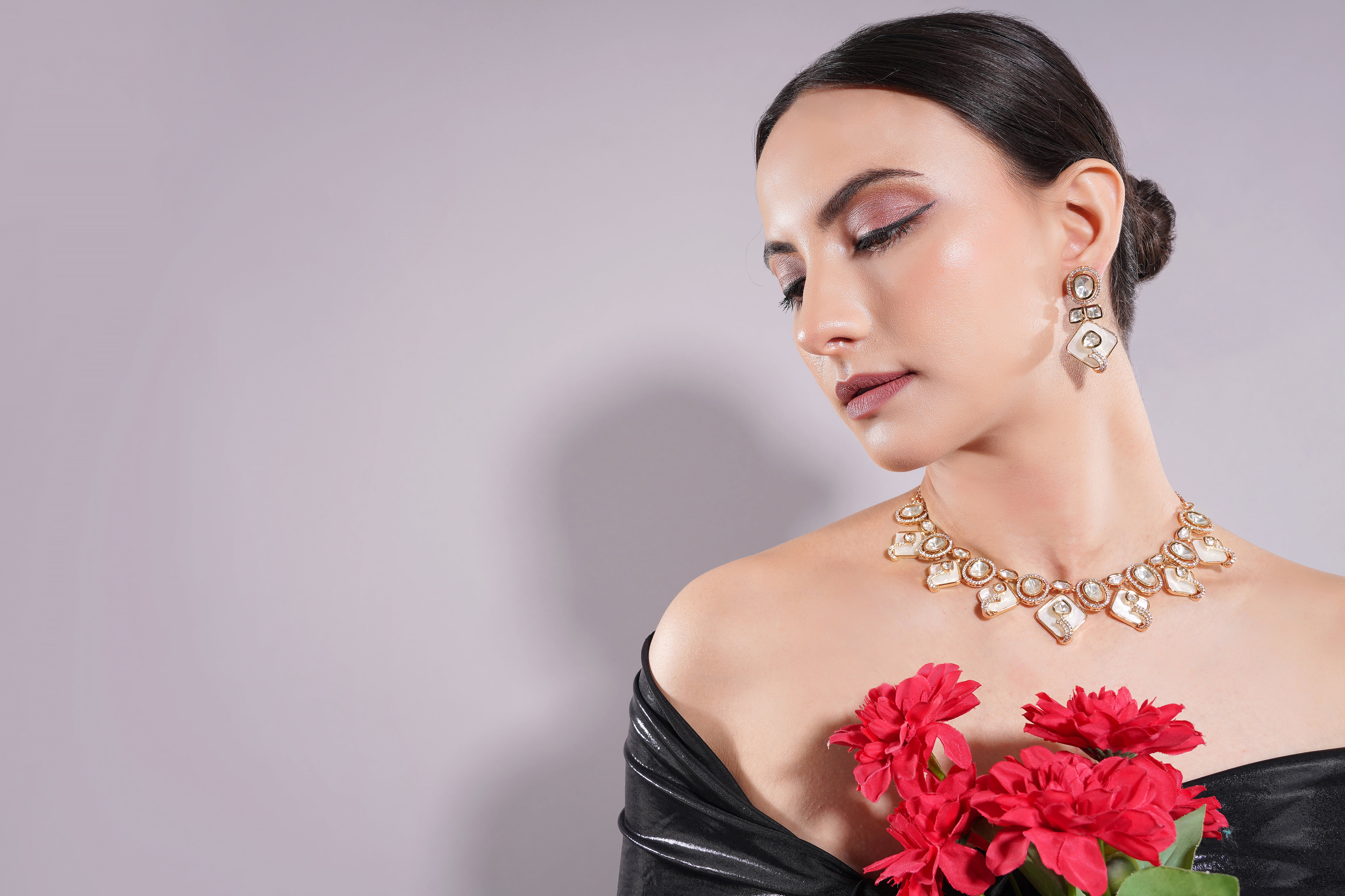 Amaita Gold Finish Kundan Stone Ivory Frame Necklace Set