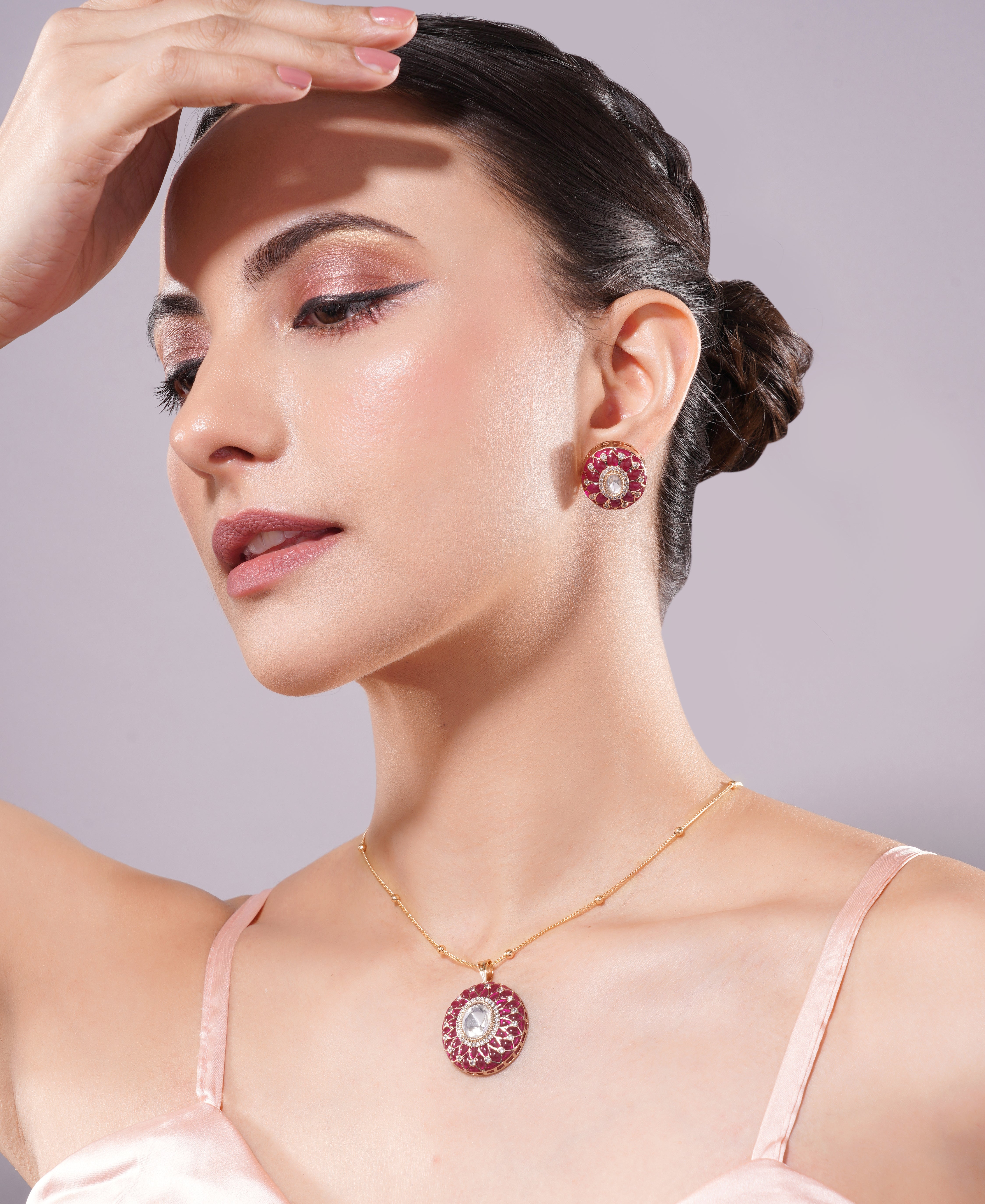 Amaita Gold Finish Polki Round Jewellery Set