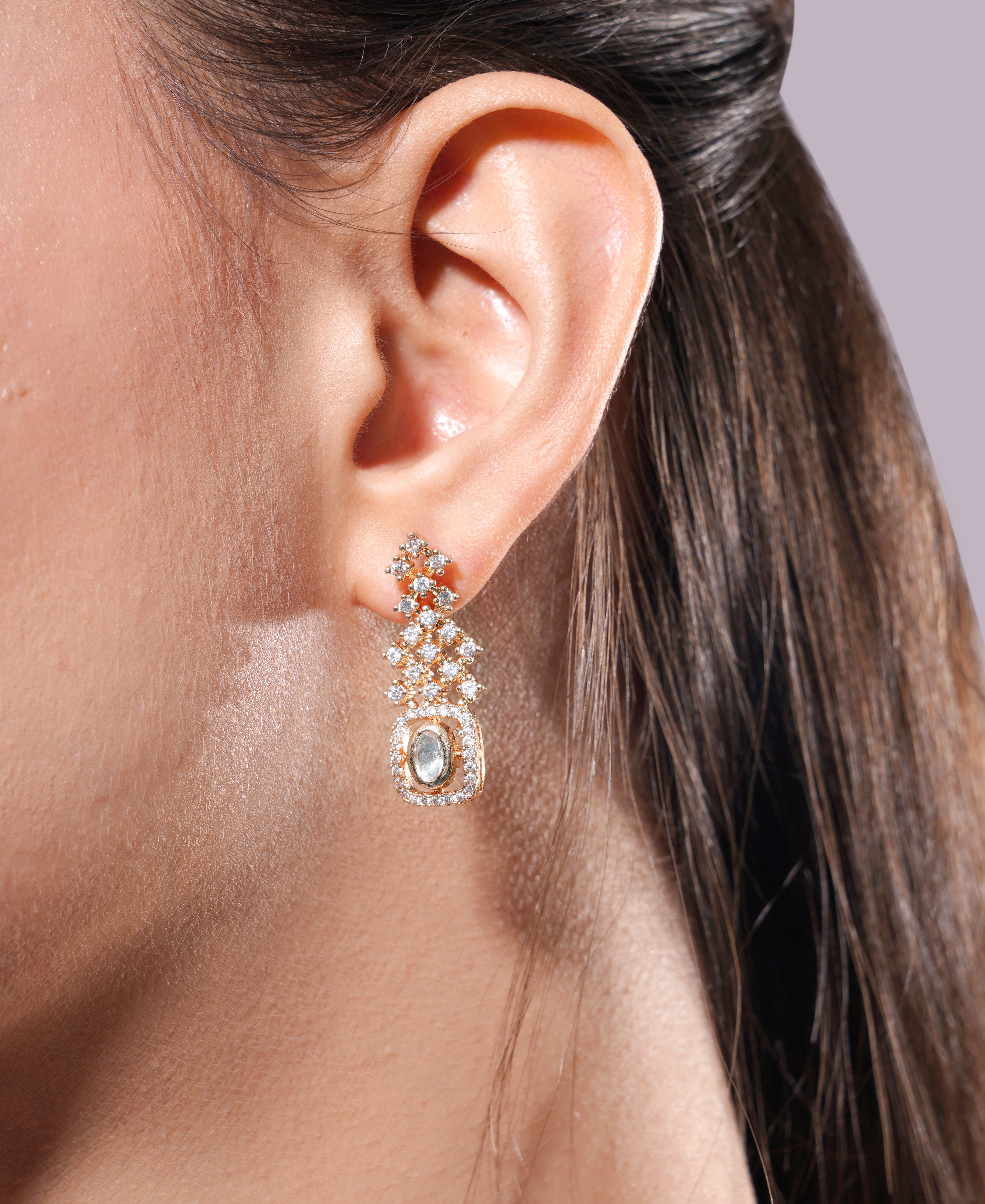 Amaita Minimalist Polki Stone Necklace Set