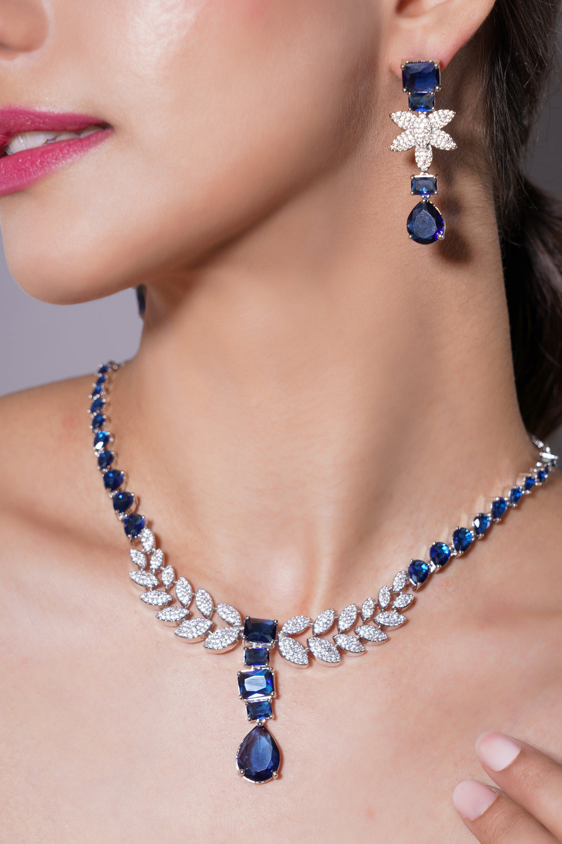 Amaita Sapphire Blue Platinum Polish Leaf Design Necklace & Earrings