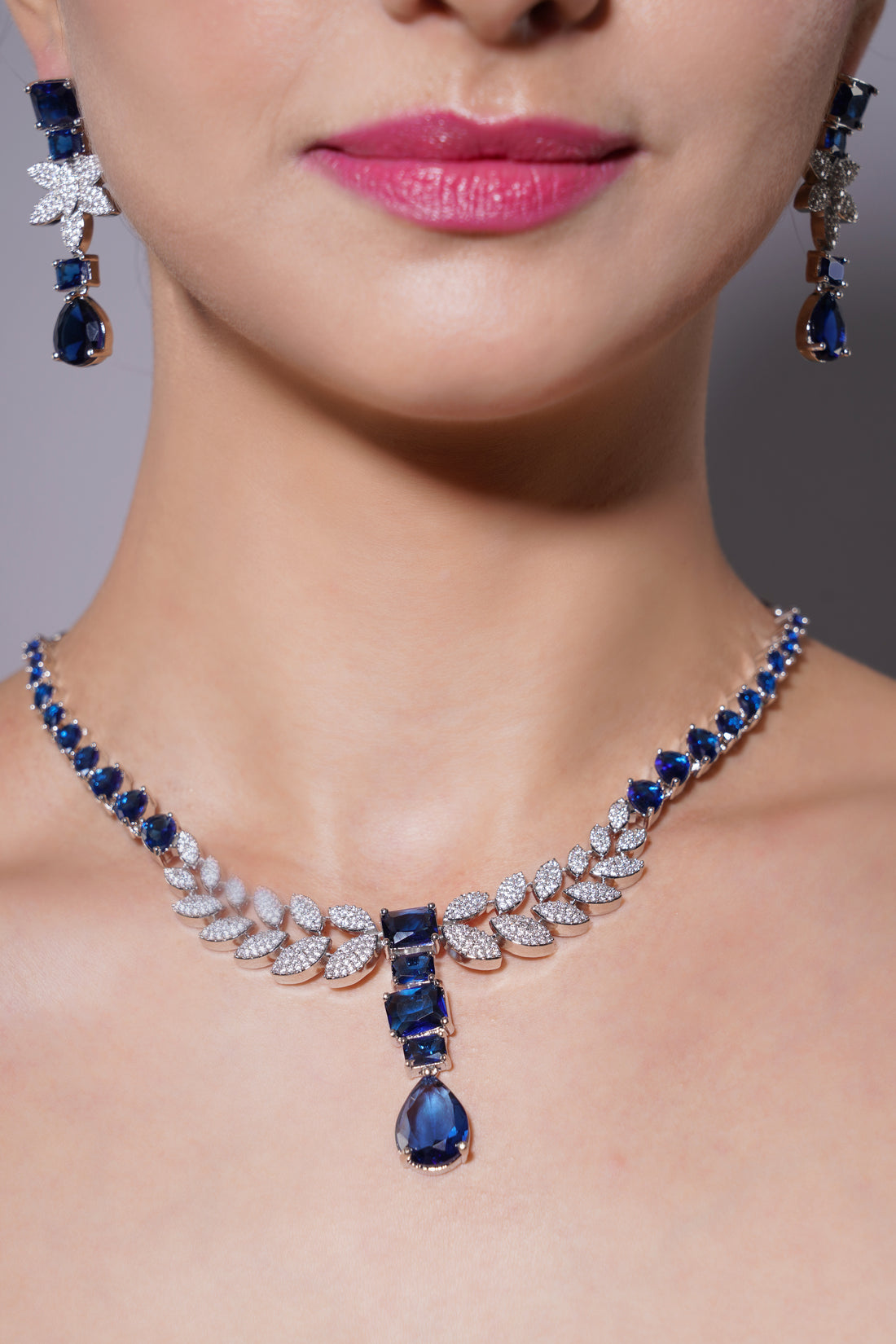 Amaita Sapphire Blue Platinum Polish Leaf Design Necklace & Earrings