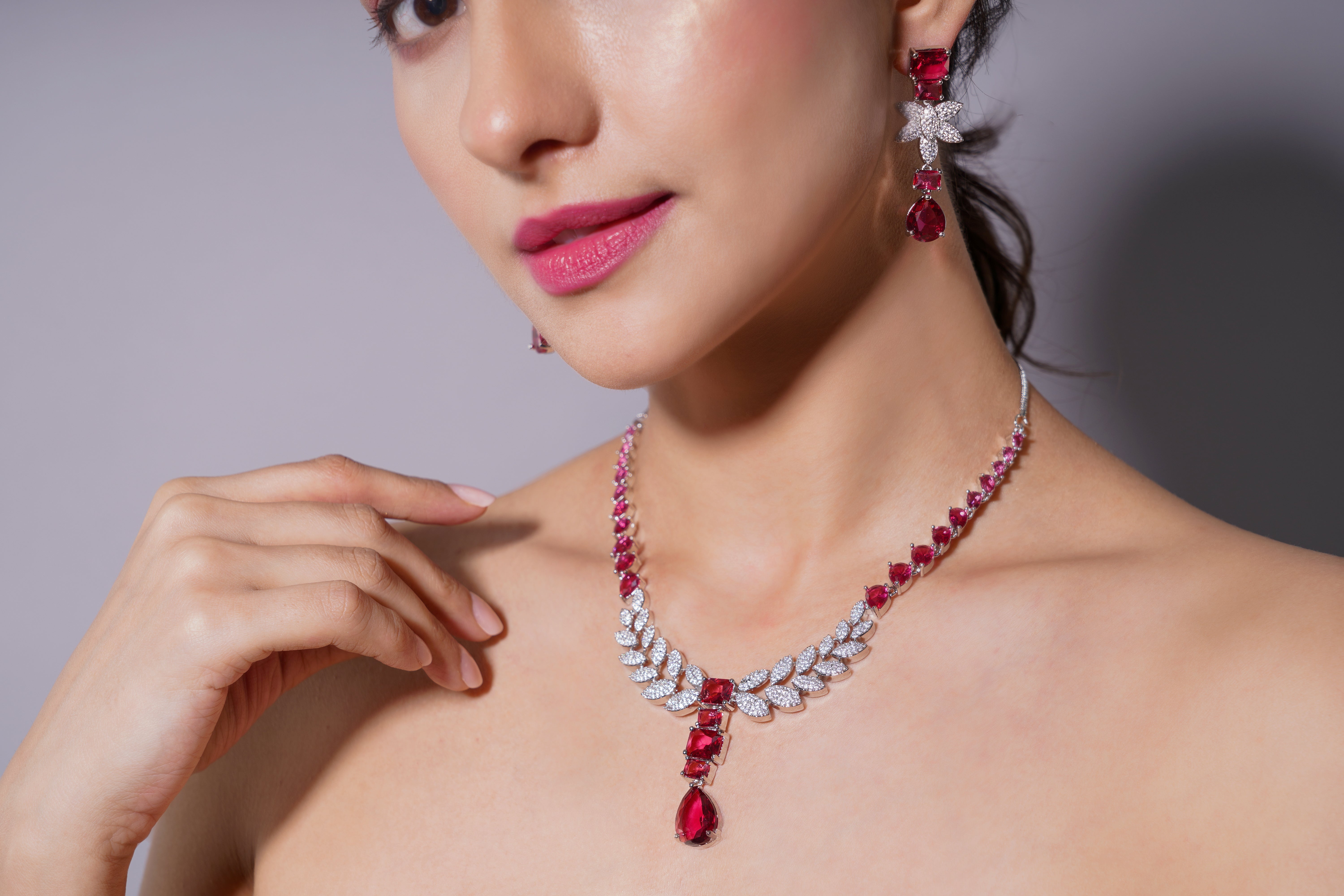 Amaita Ruby Red Platinum Polish Leaf Design Necklace & Earrings