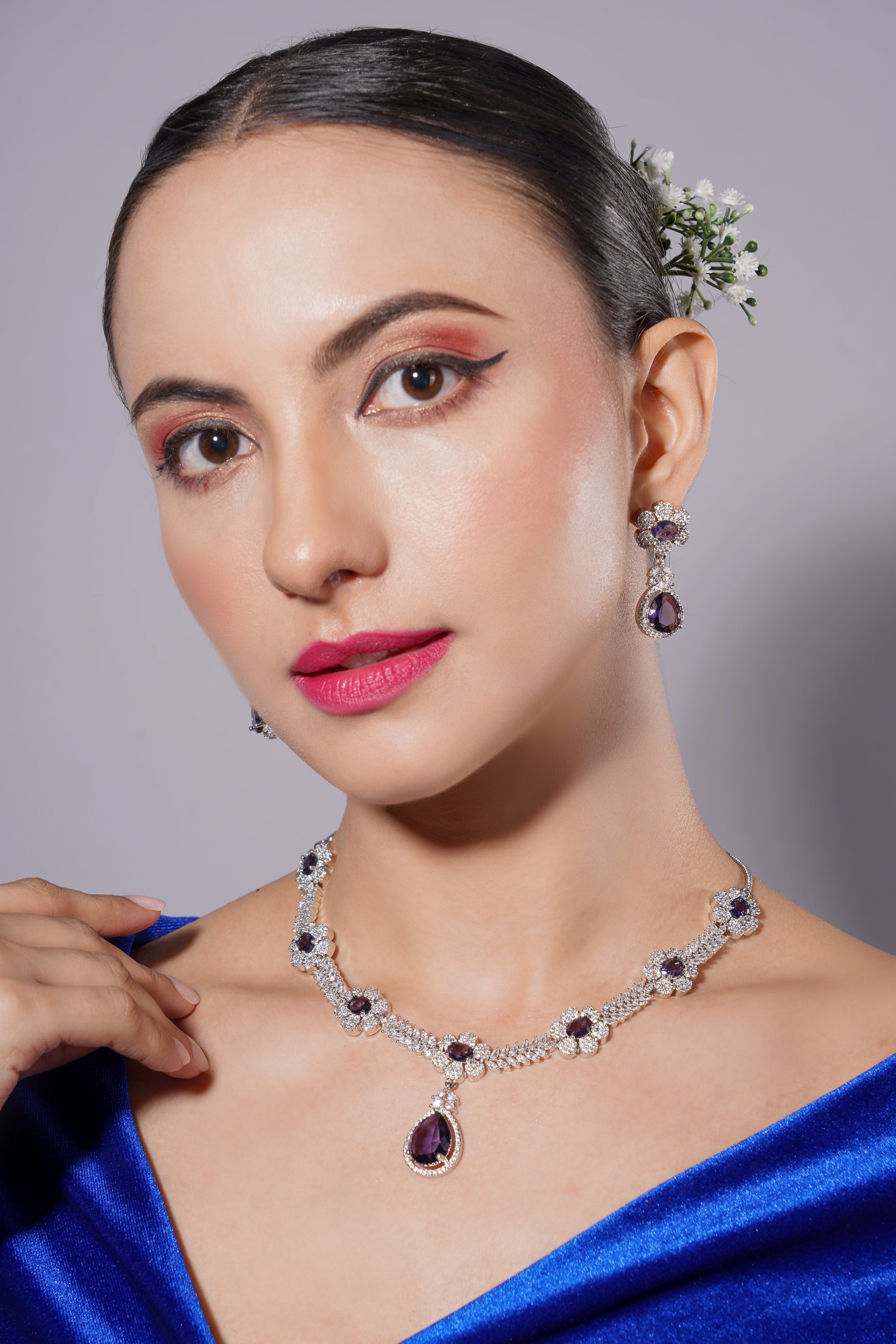Amaita Royal Purple Stone Floral Platinum Polish Jewellery Set