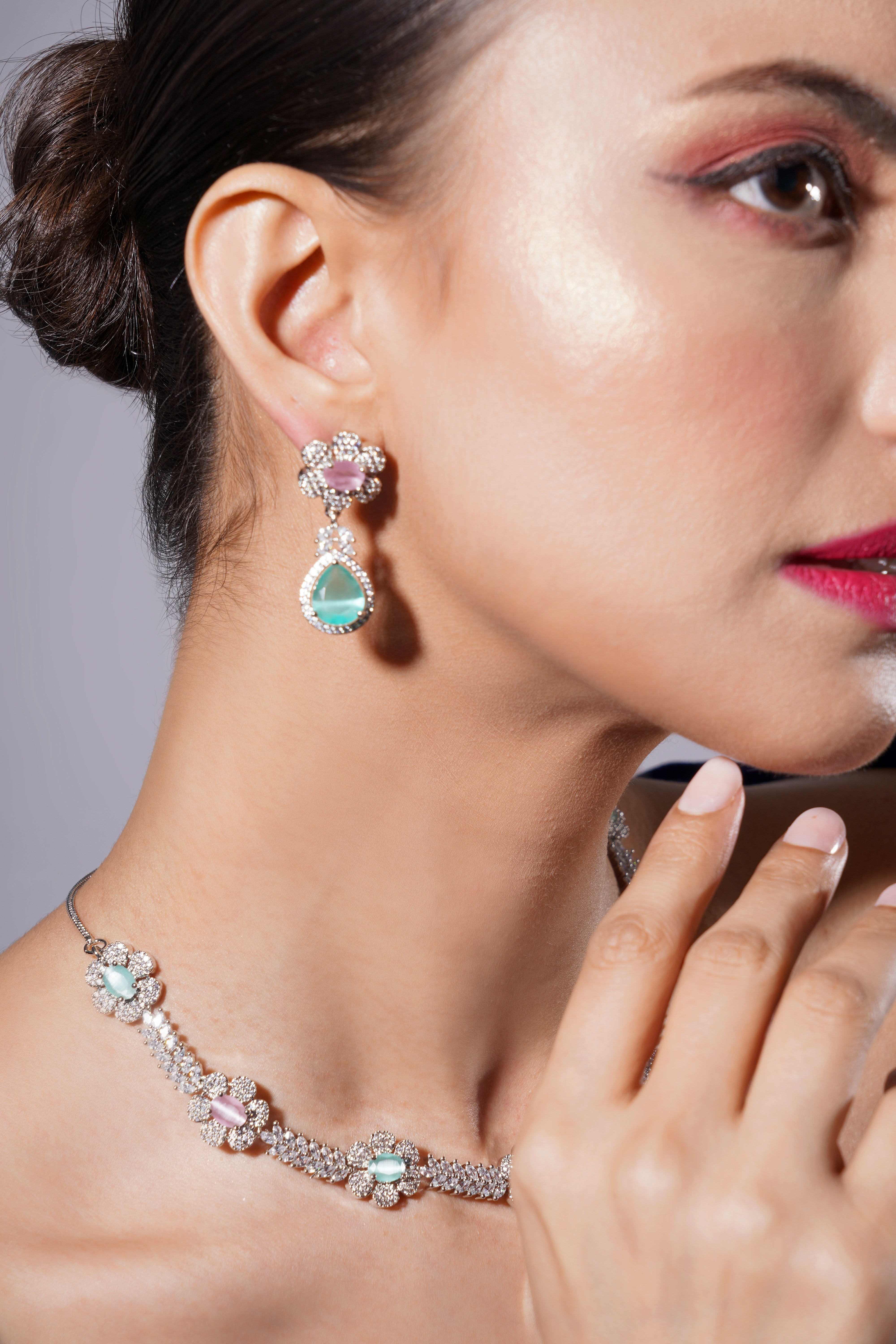 Amaita Elegant Platinum Finish Floral Necklace with Turquoise Stones