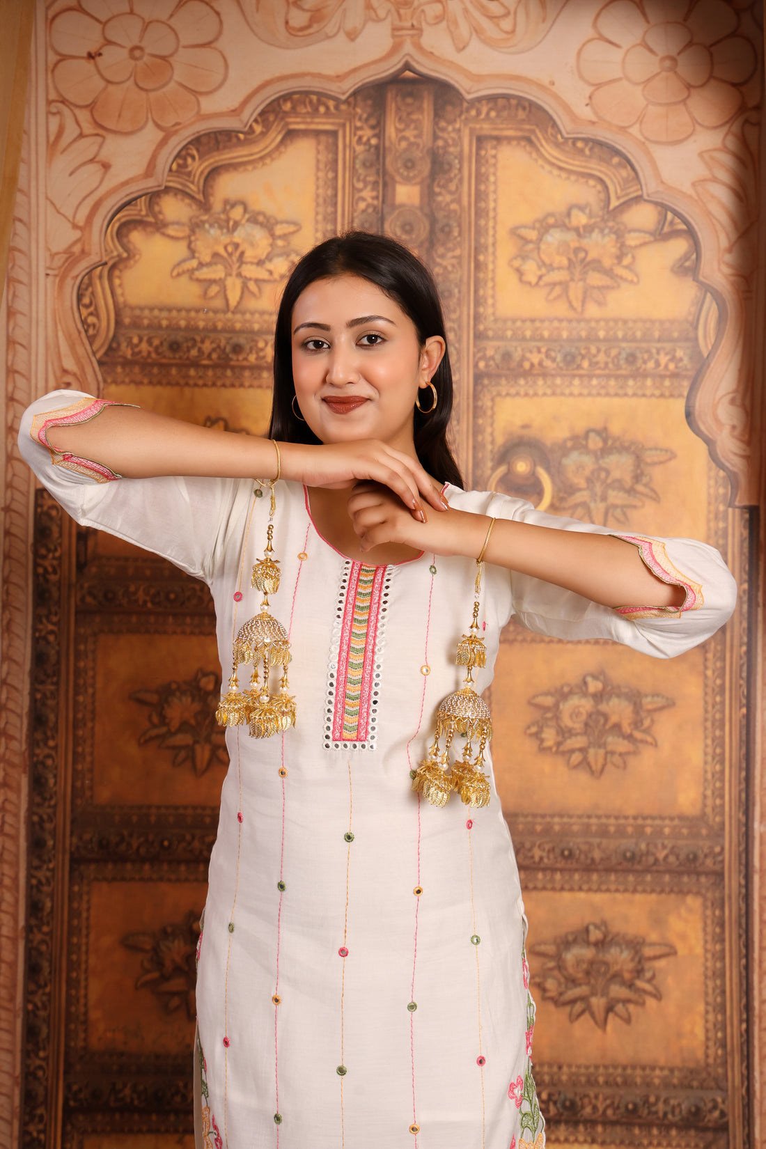 Amaita Golden Dome Bridal Kallire